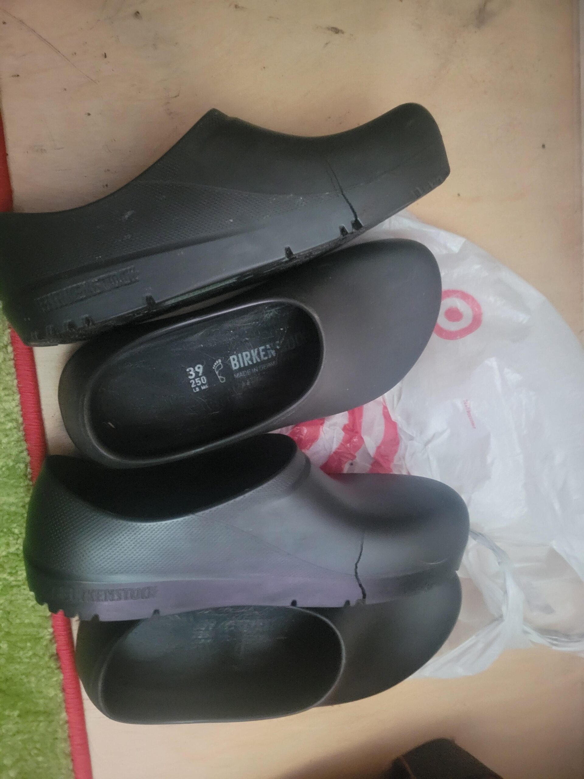 黒いビルケンシュトッククロッグ