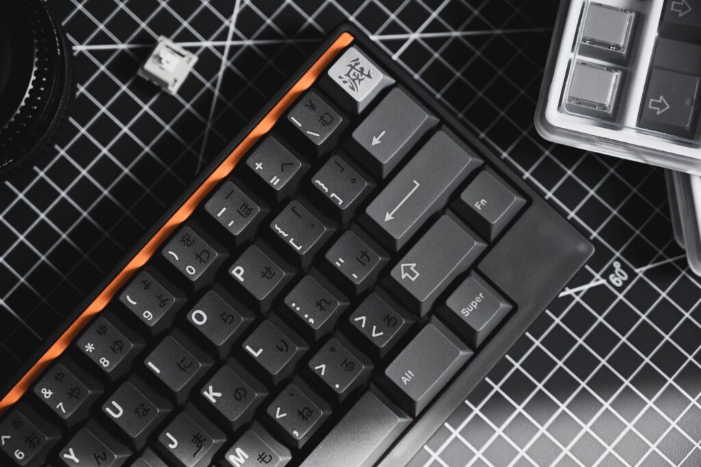 黒い日本語メカニカルキーボード