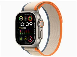 ベージュとオレンジのApple Watch Ultra
