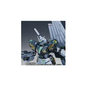 武装した緑と黒のガンダムフィギュア